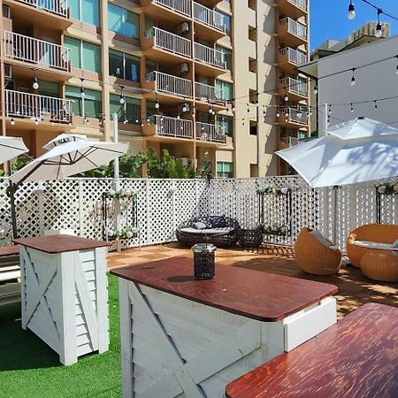 The Beach Waikiki Boutique Hostel โฮโนลูลู ภายนอก รูปภาพ
