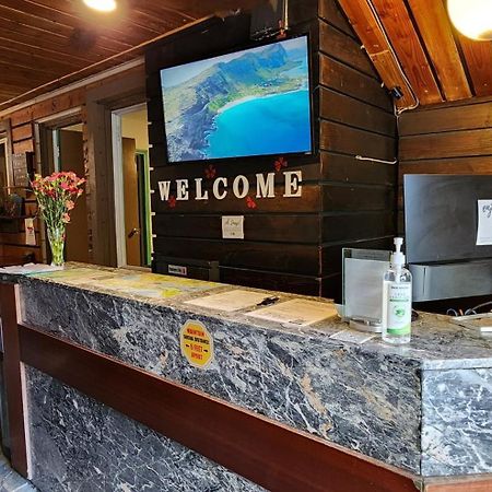 The Beach Waikiki Boutique Hostel โฮโนลูลู ภายนอก รูปภาพ