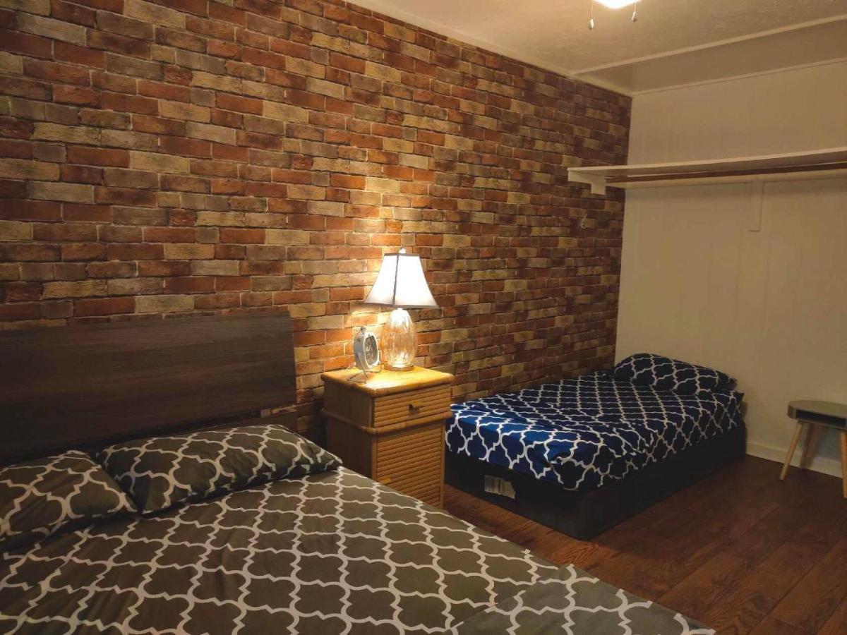The Beach Waikiki Boutique Hostel โฮโนลูลู ภายนอก รูปภาพ