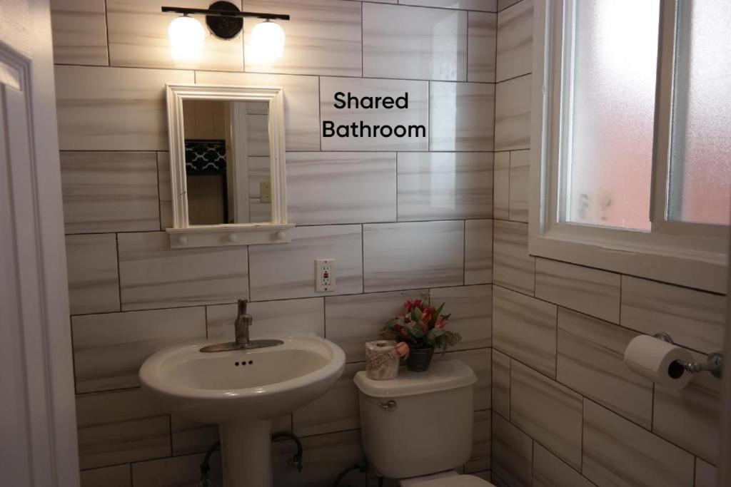 The Beach Waikiki Boutique Hostel โฮโนลูลู ห้อง รูปภาพ