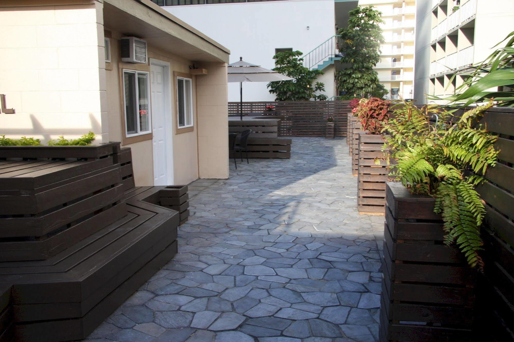 The Beach Waikiki Boutique Hostel โฮโนลูลู ภายนอก รูปภาพ