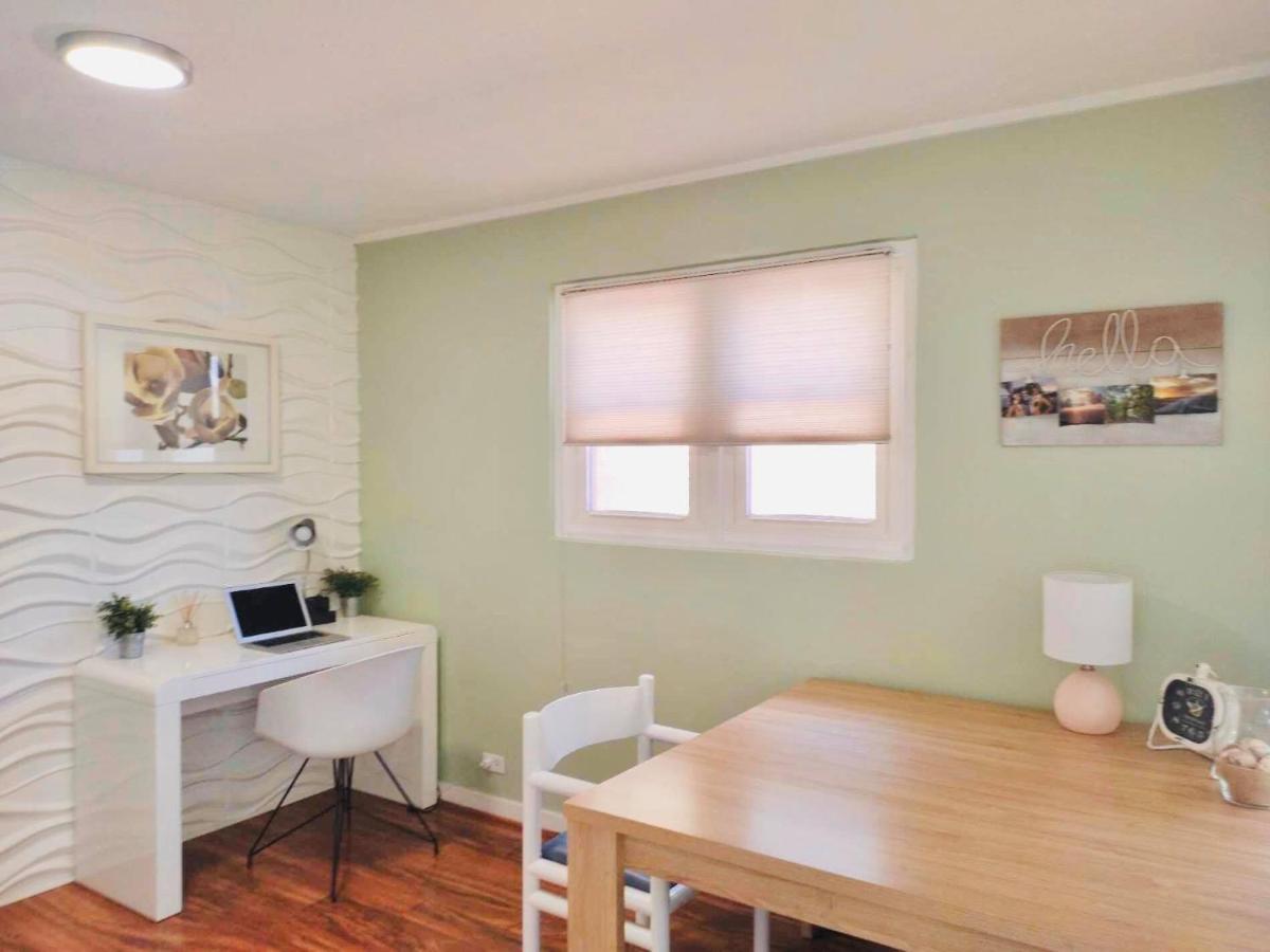 The Beach Waikiki Boutique Hostel โฮโนลูลู ภายนอก รูปภาพ